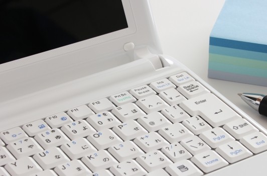 バッテリーが充電されない？Dell ノートパソコンの対処法