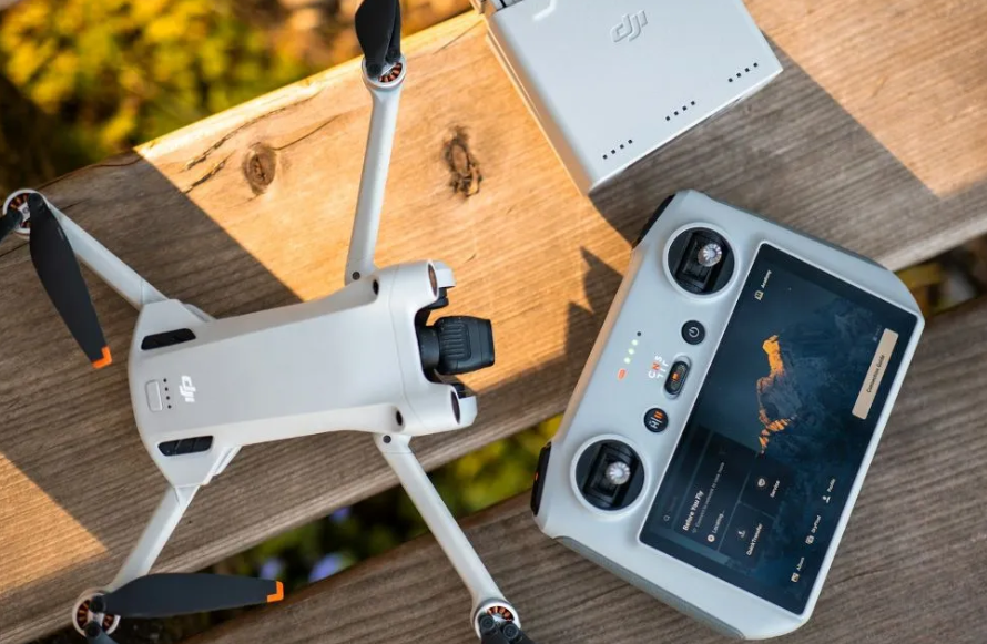 DJIバッテリー問題：充電できない、過放電からの復活